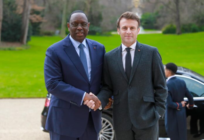 Macron ne respecte pas Macky Sall: la preuve en image